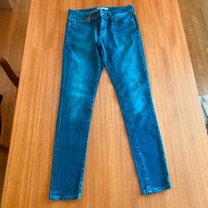 Levis 711 Skinny Jeans